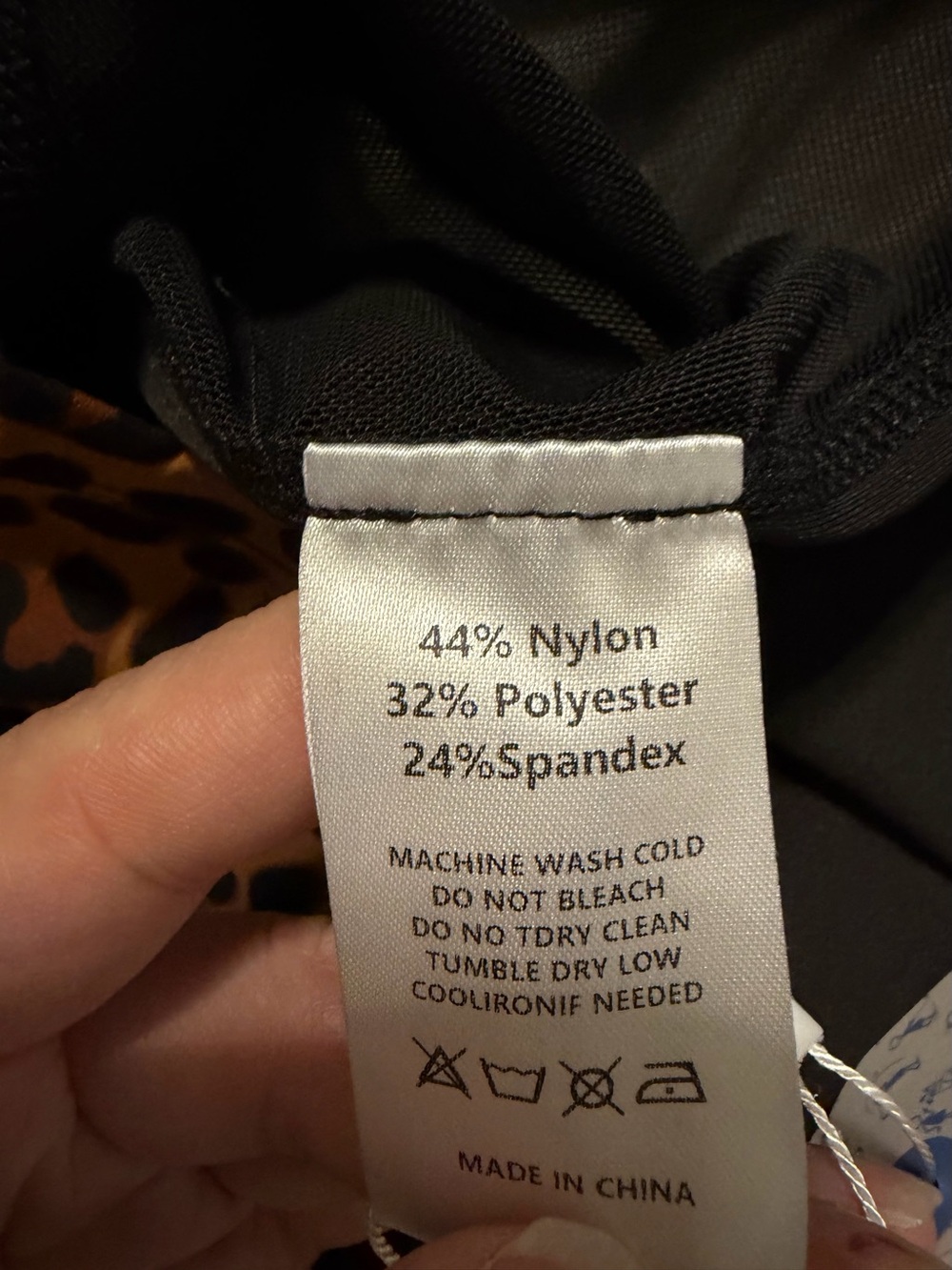 CEGOLFS Women’s Leopard Print Quarter Zip Long Sleeve Athletic Top Size M - Picture 3 of 5
